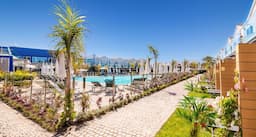 Hotel LIVVO Los Calderones