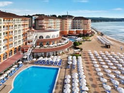 Hotel Sol Luna Bay Resort