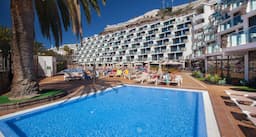 Revoli Playa Apartments