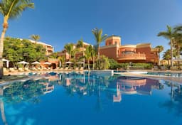 Hotel Las Madrigueras